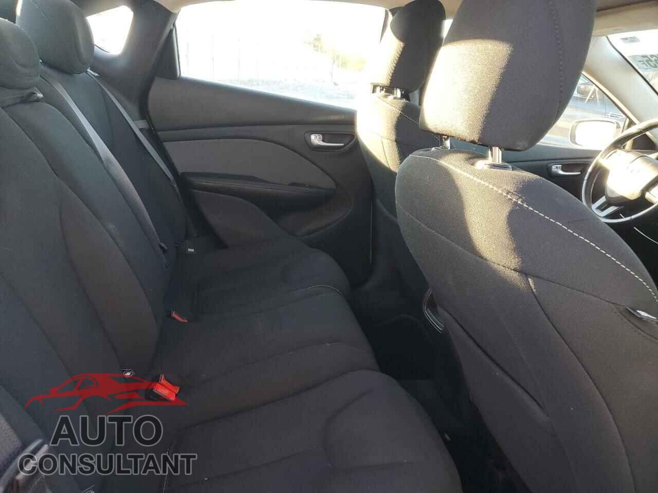 DODGE DART 2013 - 1C3CDFBA4DD305210