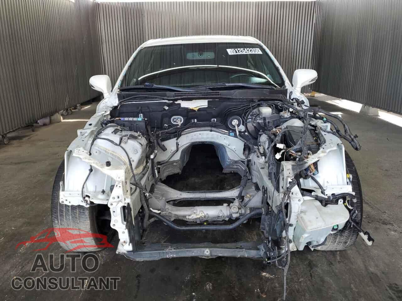 LEXUS IS 2012 - JTHBF5C2XC5180403