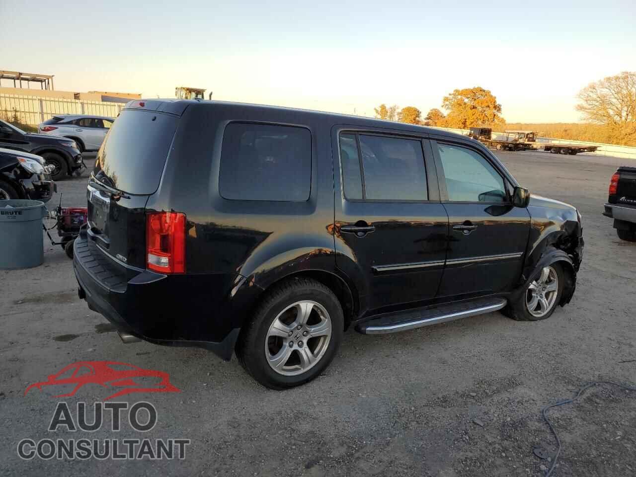 HONDA PILOT 2013 - 5FNYF4H58DB061063