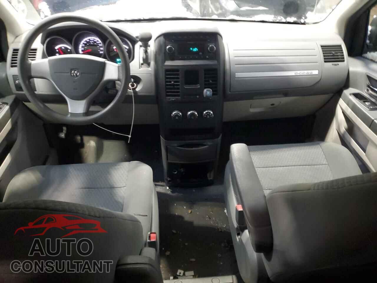 DODGE CARAVAN 2010 - 2D4RN4DE2AR445825