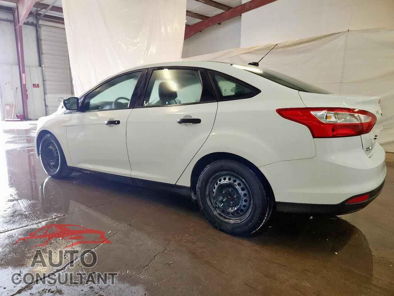 FORD FOCUS 2013 - 1FADP3E25DL307070