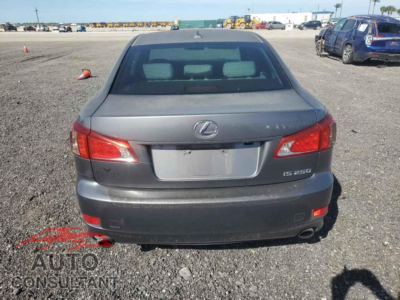 LEXUS IS 2012 - JTHBF5C25C5161323