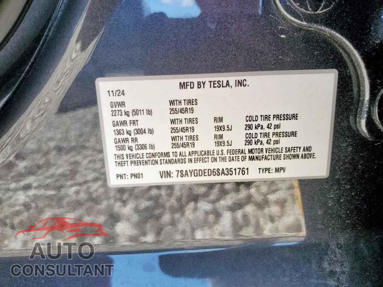 TESLA MODEL Y 2025 - 7SAYGDED6SA351761