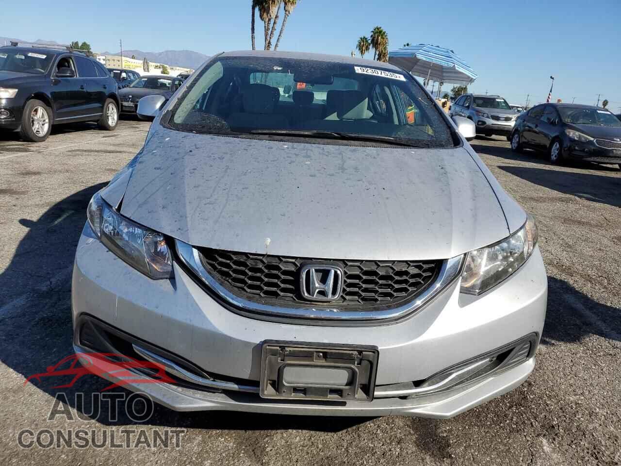 HONDA CIVIC 2013 - 19XFB2F55DE229077