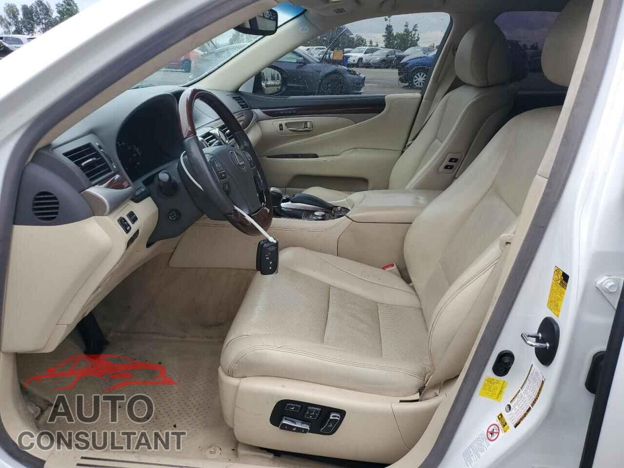 LEXUS LS460 2013 - JTHBL5EF1D5123131