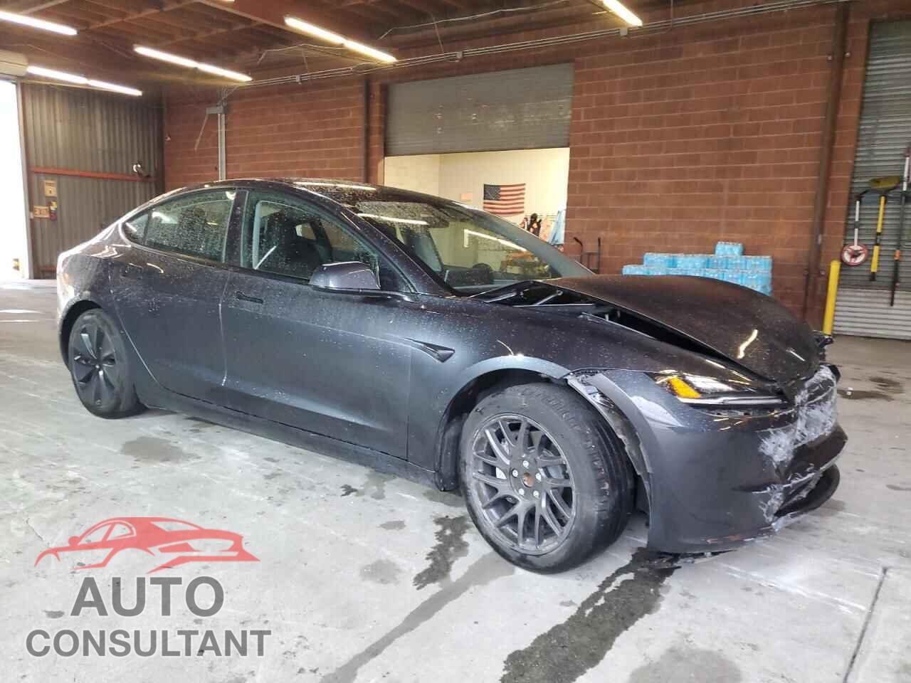 TESLA MODEL 3 2024 - 5YJ3E1EA7RF757689