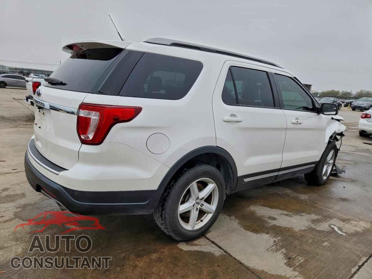 FORD EXPLORER 2018 - 1FM5K7D85JGC53859