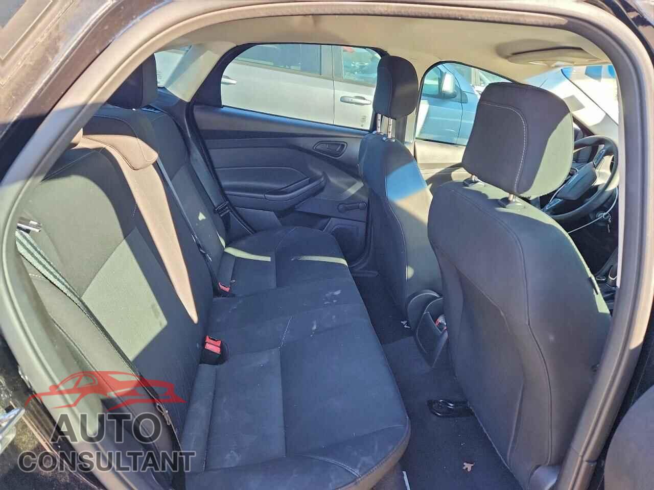 FORD FOCUS 2017 - 1FADP3E2XHL229827