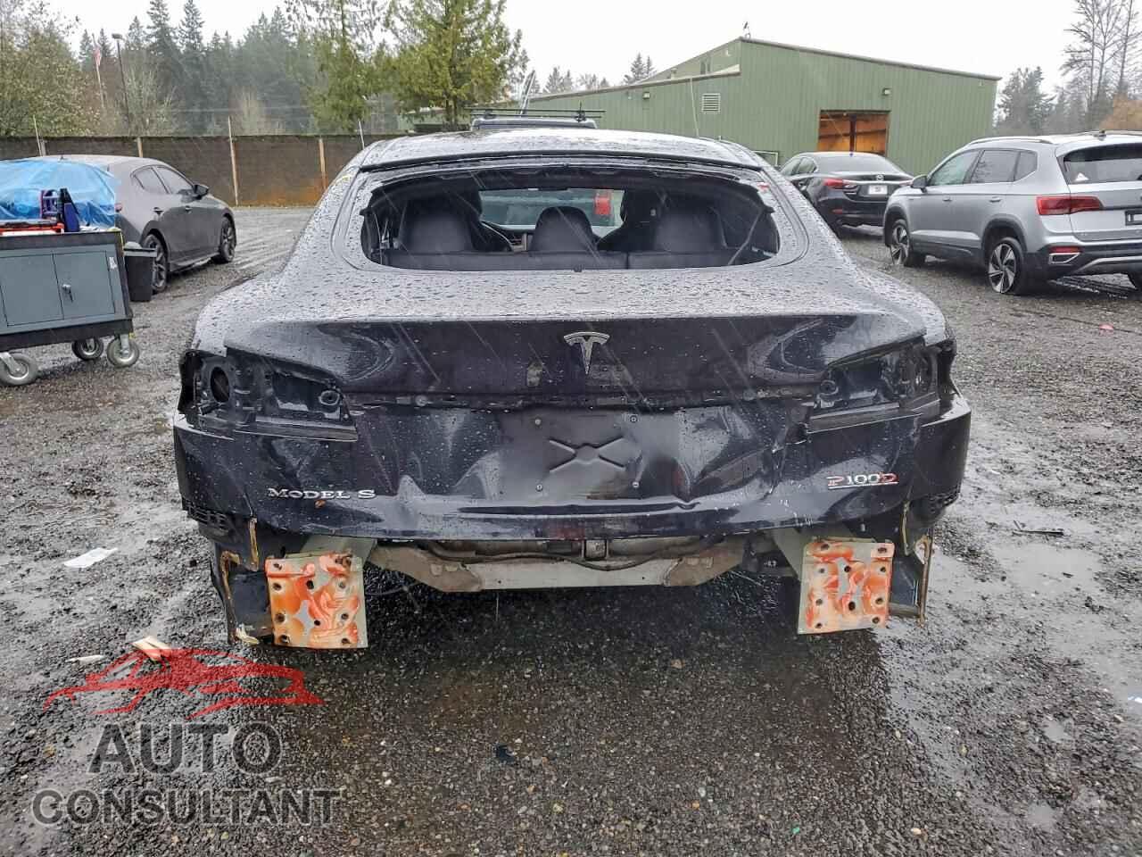 TESLA MODEL S 2018 - 5YJSA1E40JF274437
