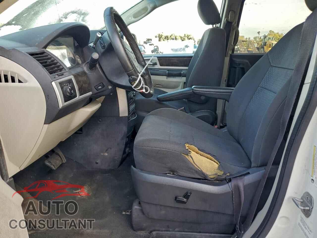 DODGE CARAVAN 2010 - 2D4RN5D10AR209760