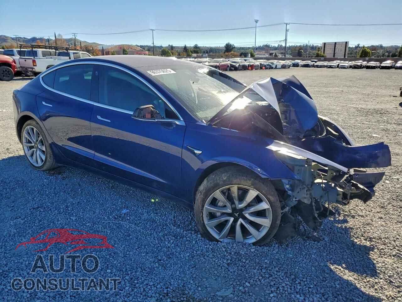 TESLA MODEL 3 2018 - 5YJ3E1EB8JF187327