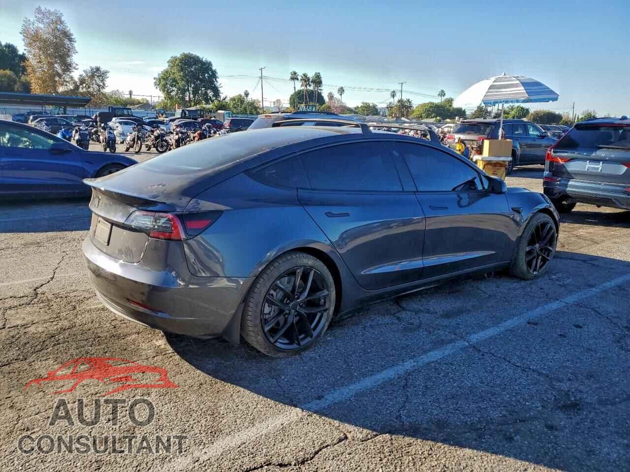 TESLA MODEL 3 2019 - 5YJ3E1EB9KF437014