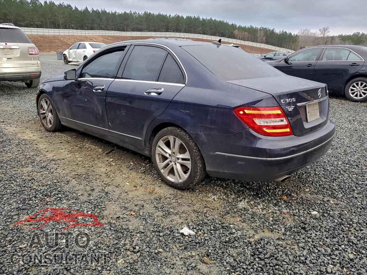 MERCEDES-BENZ C-CLASS 2013 - WDDGF8AB7DR253173
