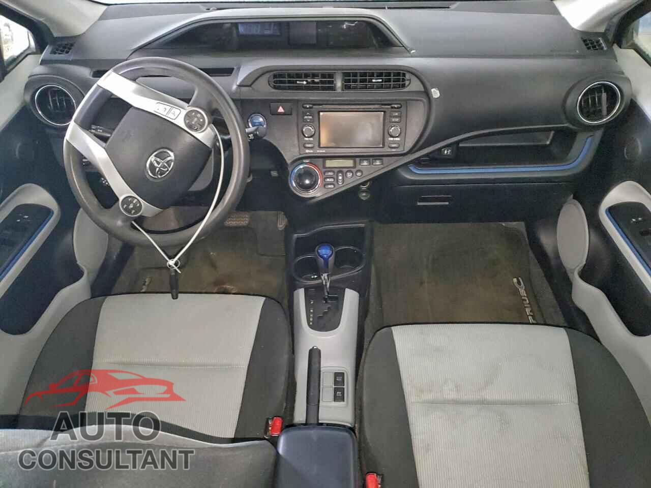 TOYOTA PRIUS 2013 - JTDKDTB33D1533739