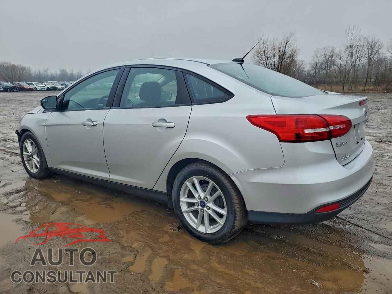 FORD FOCUS 2015 - 1FADP3F23FL373439