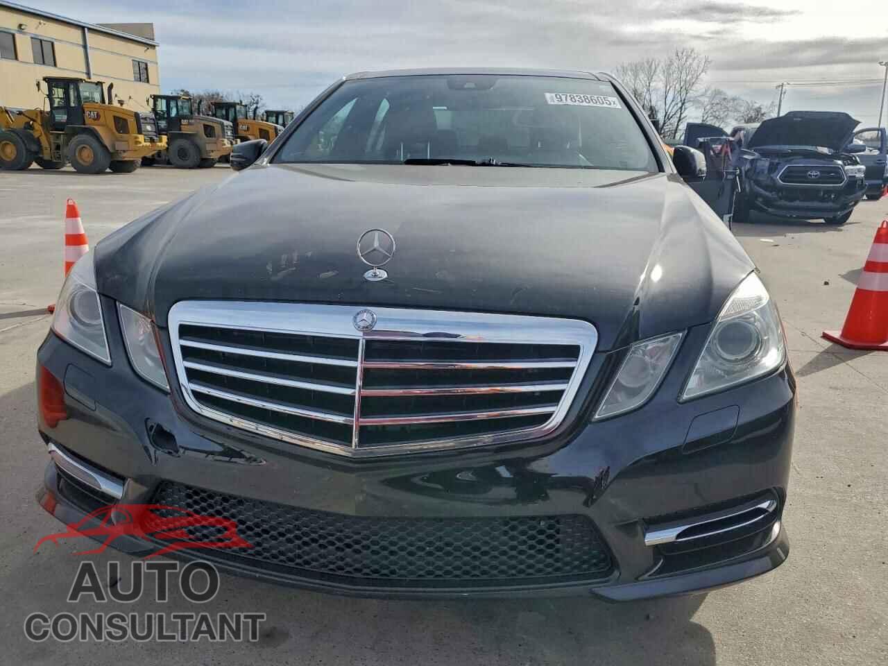 MERCEDES-BENZ E-CLASS 2013 - WDDHF9BBXDA705835