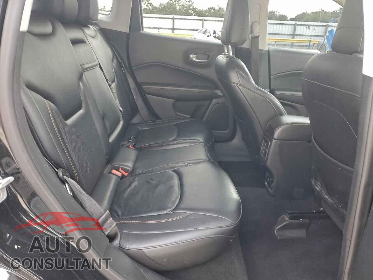 JEEP COMPASS 2017 - 3C4NJDCB1HT681730