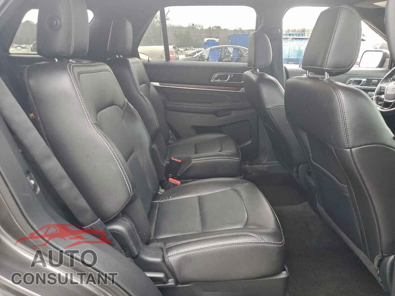 FORD EXPLORER 2018 - 1FM5K7F84JGB03545
