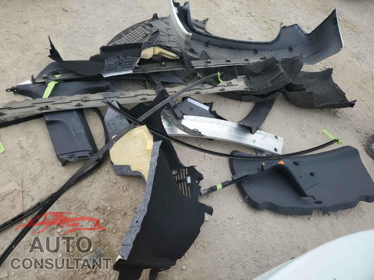 TESLA MODEL 3 2021 - 5YJ3E1EA4MF857788