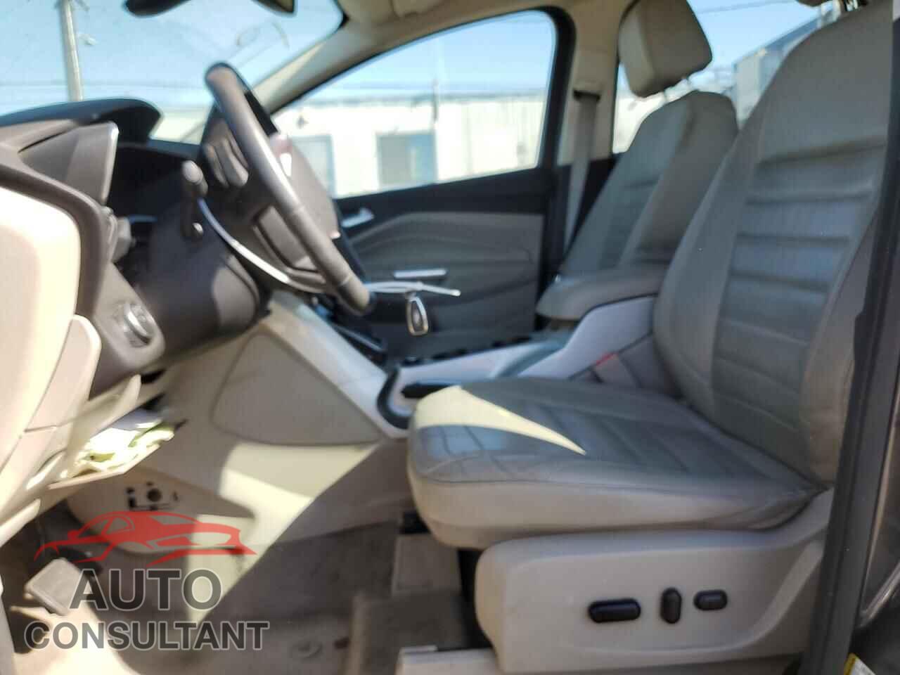 FORD CMAX 2015 - 1FADP5BU9FL124467