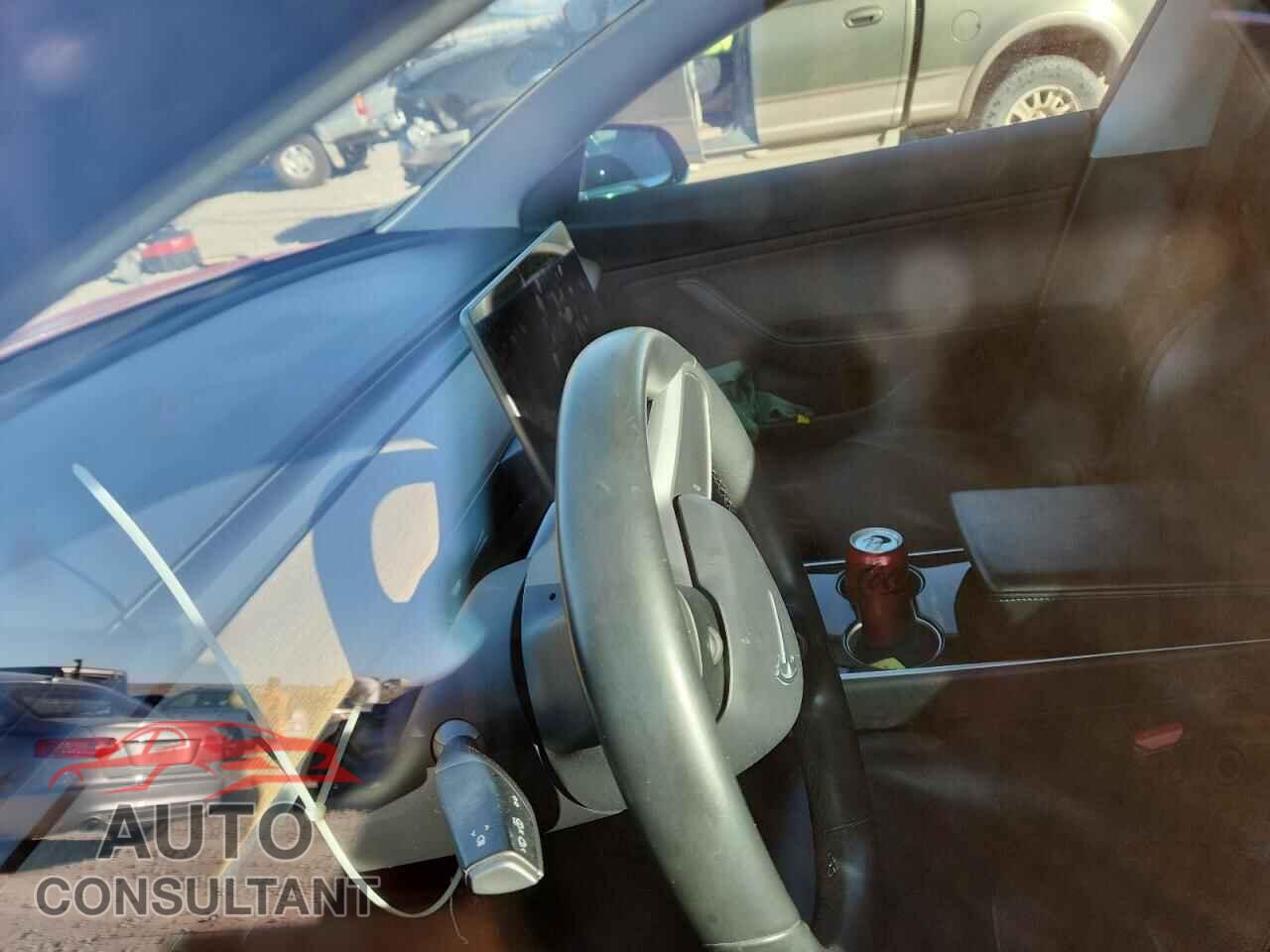 TESLA MODEL 3 2018 - 5YJ3E1EB4JF129666