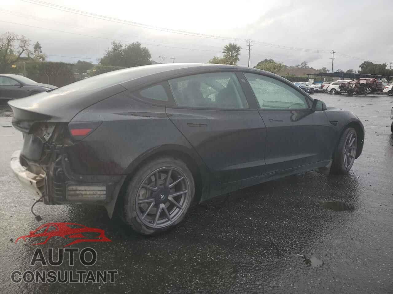 TESLA MODEL 3 2021 - 5YJ3E1EA0MF986045