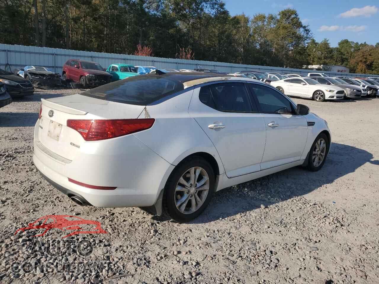 KIA OPTIMA 2013 - 5XXGN4A76DG111496