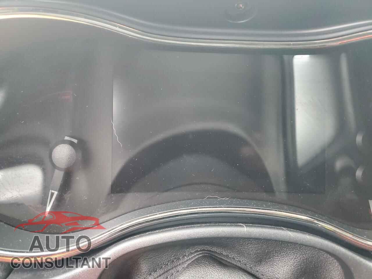 DODGE DURANGO 2018 - 1C4RDJDG1JC271822