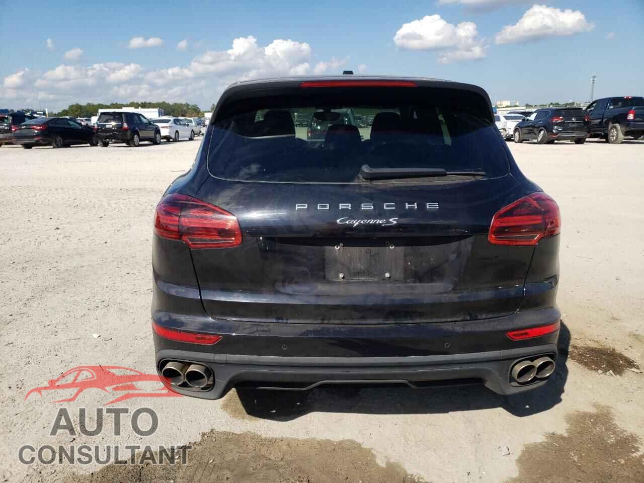 PORSCHE CAYENNE 2015 - WP1AB2A26FLA56511