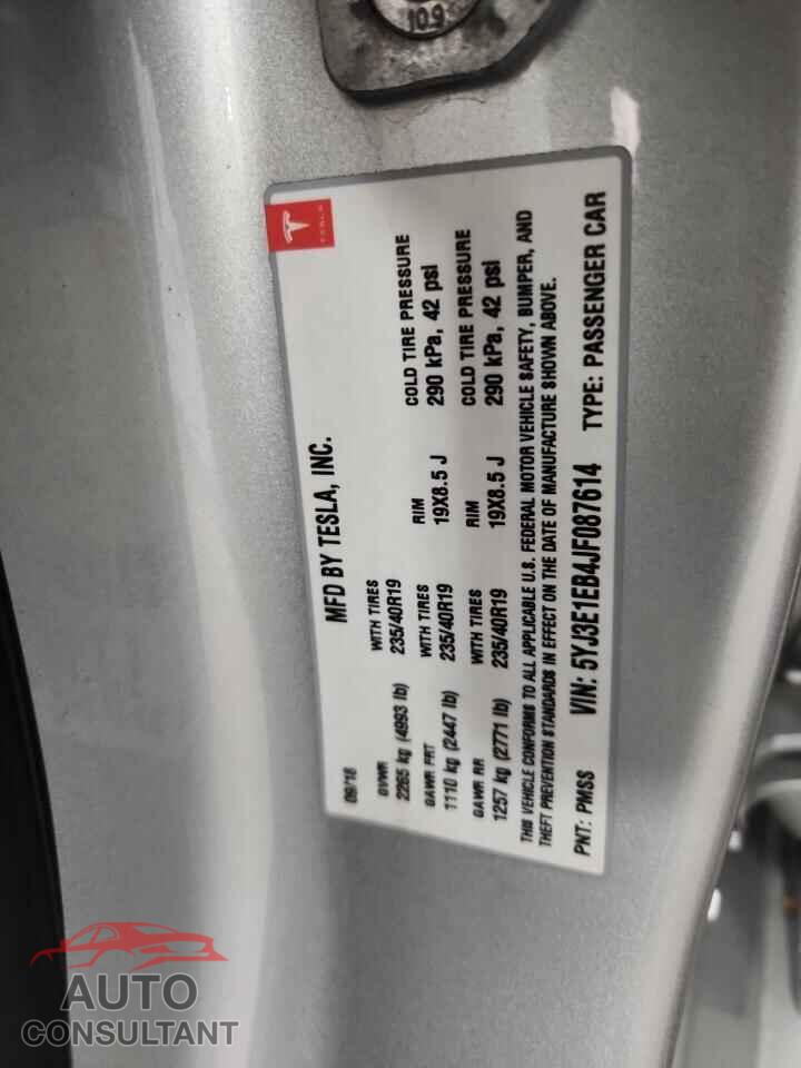 TESLA MODEL 3 2018 - 5YJ3E1EB4JF087614