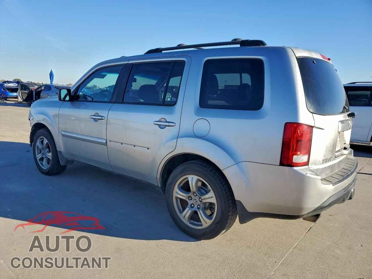 HONDA PILOT 2012 - 5FNYF3H52CB027886