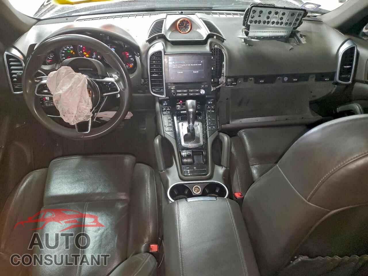 PORSCHE CAYENNE 2017 - WP1AA2A2XHKA80726