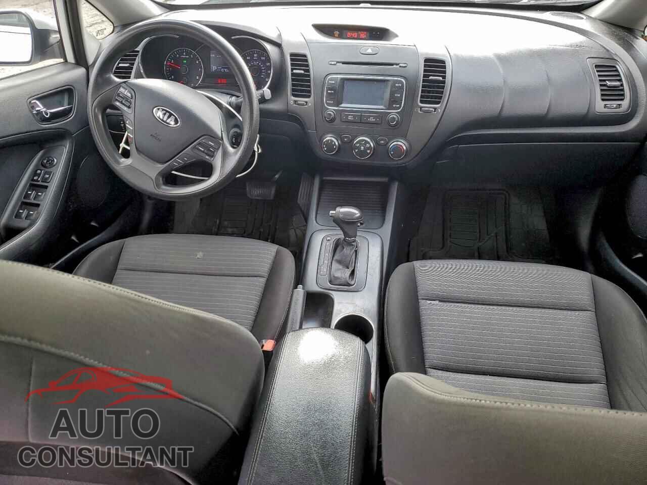 KIA FORTE 2016 - KNAFX4A61G5491947