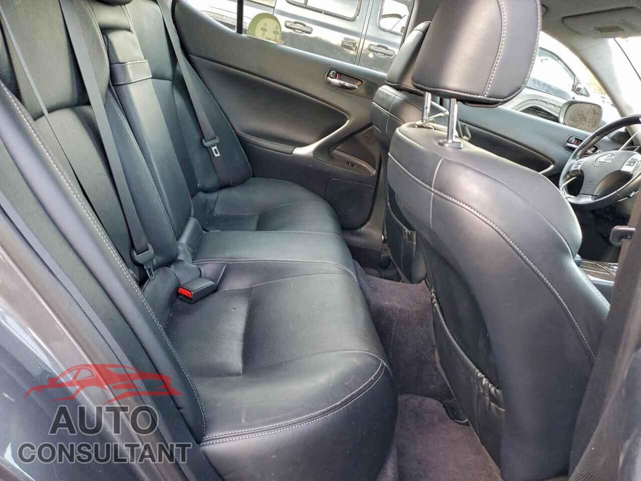LEXUS IS 2012 - JTHCF5C21C5057061