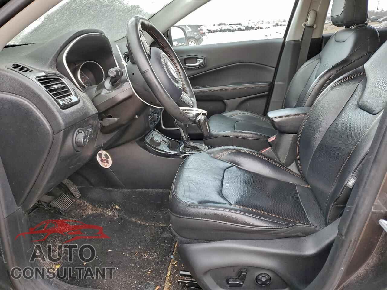 JEEP COMPASS 2019 - 3C4NJDCB6KT656863