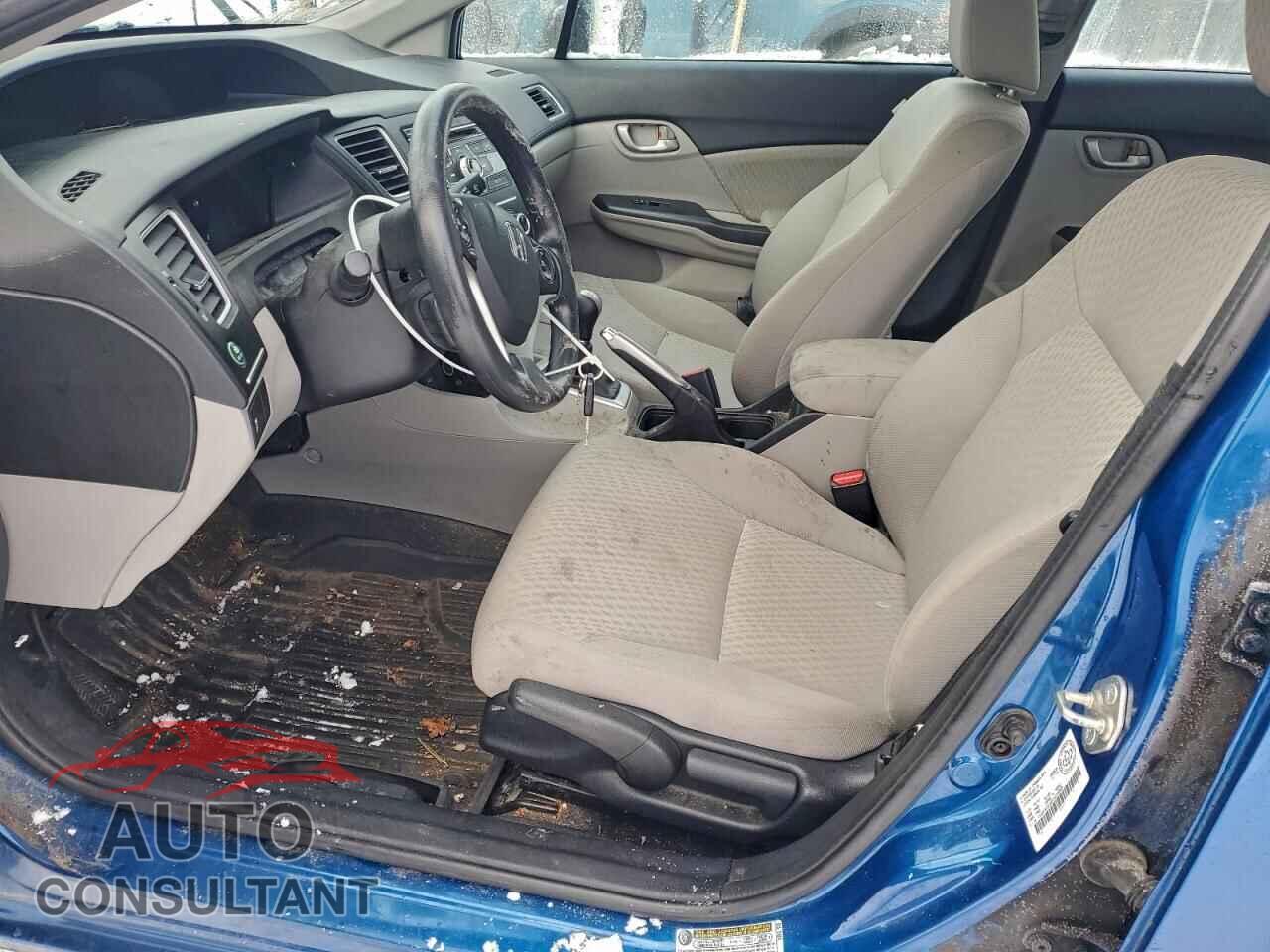 HONDA CIVIC 2015 - 2HGFB2E42FH010868