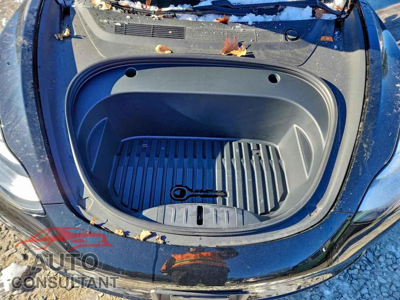 TESLA MODEL 3 2021 - 5YJ3E1EB8MF860413
