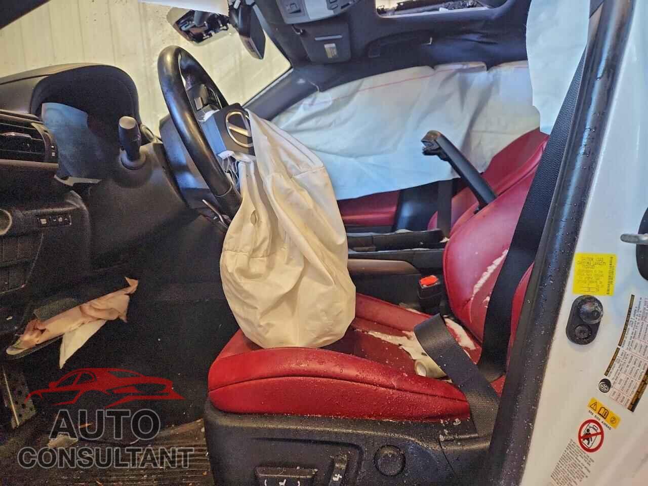 LEXUS IS 2017 - JTHCM1D2XH5015976