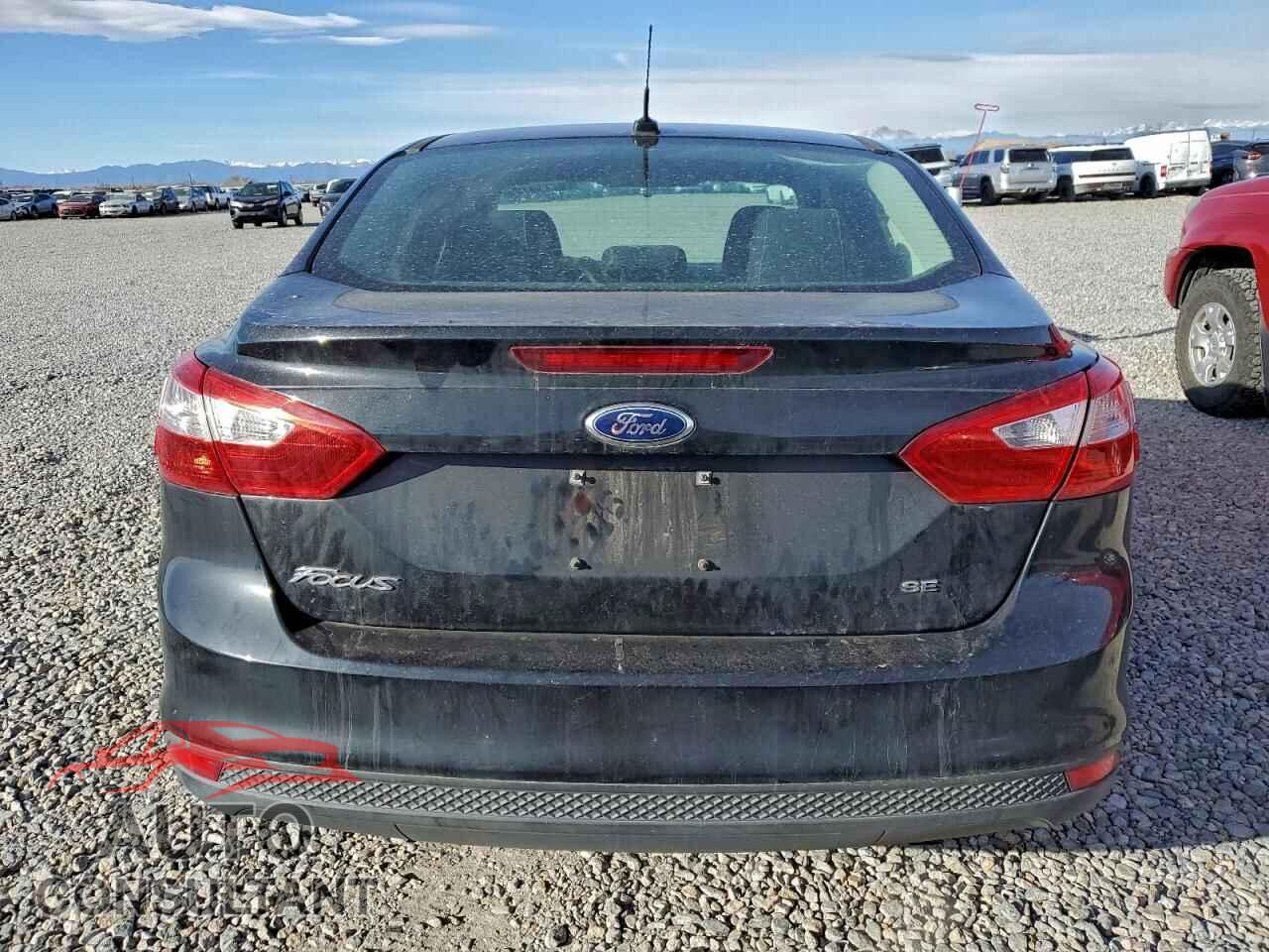 FORD FOCUS 2014 - 1FADP3F23EL392104