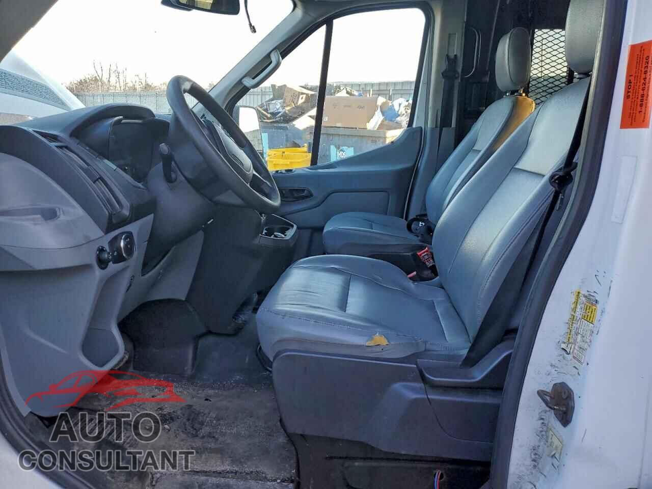 FORD TRANSIT 2017 - 1FTYR3XM1HKA05937
