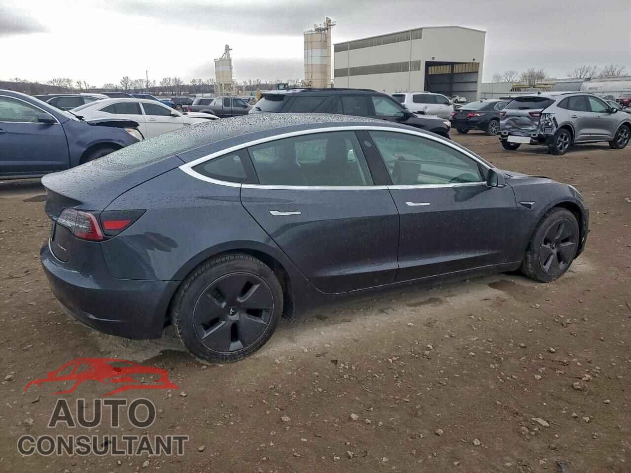 TESLA MODEL 3 2019 - 5YJ3E1EB6KF452201