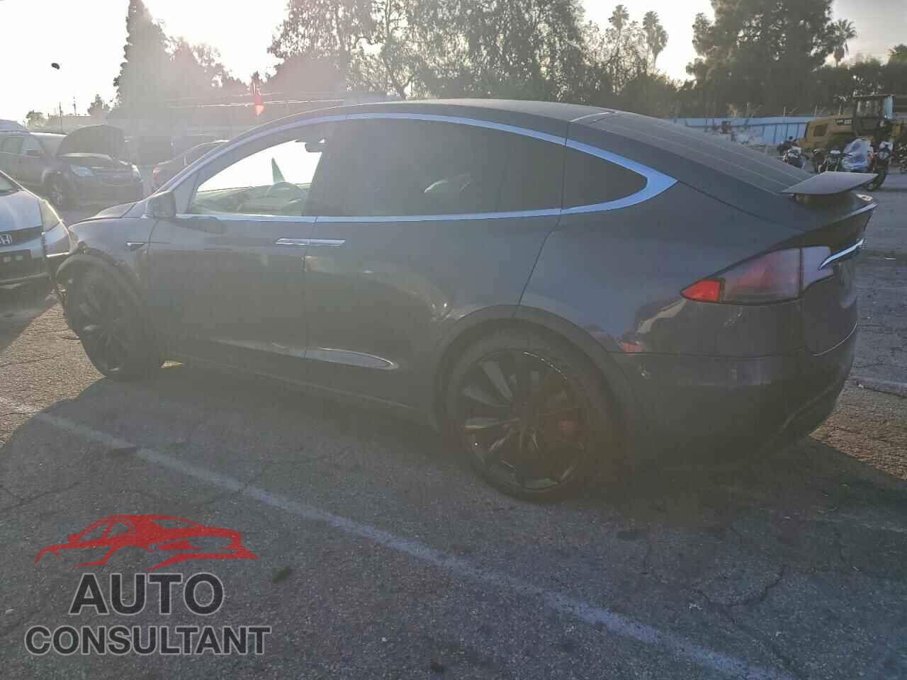 TESLA MODEL X 2021 - 5YJXCDE49MF323799