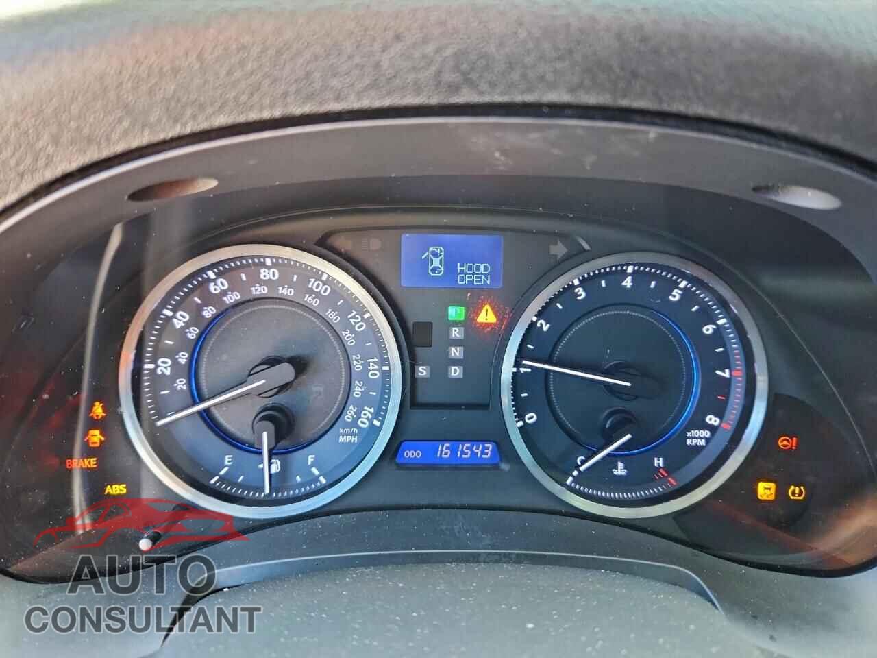 LEXUS IS 2012 - JTHCF5C21C5058341