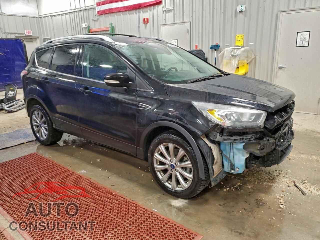 FORD ESCAPE 2017 - 1FMCU9J9XHUE54646