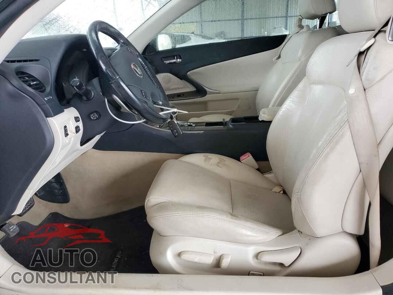 LEXUS IS 2010 - JTHFE2C21A2502380