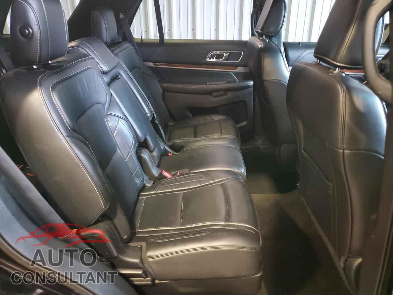 FORD EXPLORER 2018 - 1FM5K8HT3JGB83315