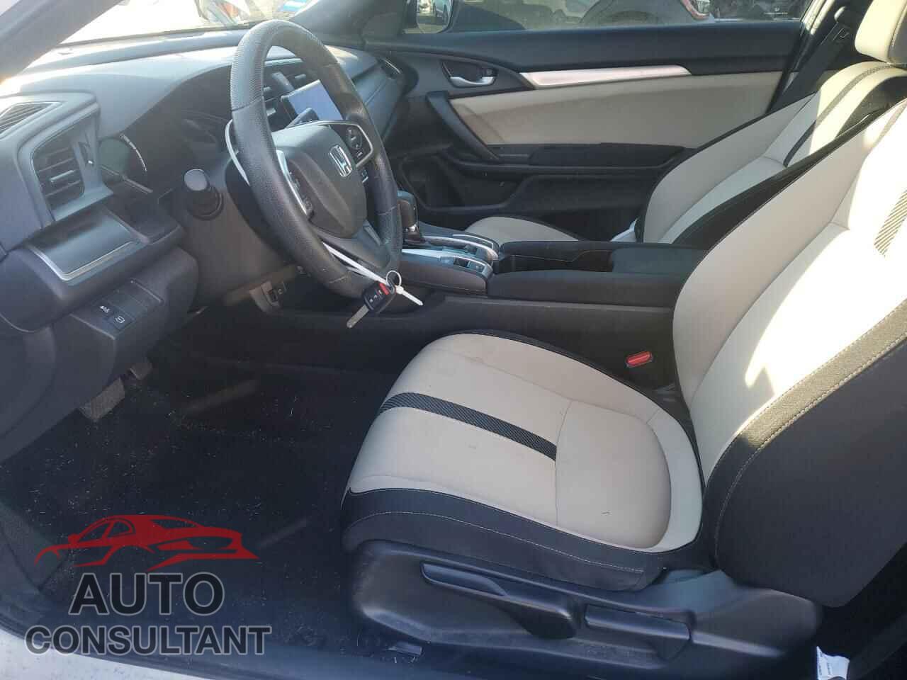 HONDA CIVIC 2018 - 2HGFC4B57JH309013