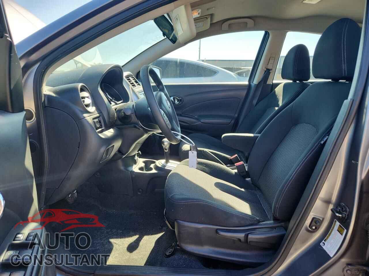 NISSAN VERSA 2017 - 3N1CN7AP3HL903103