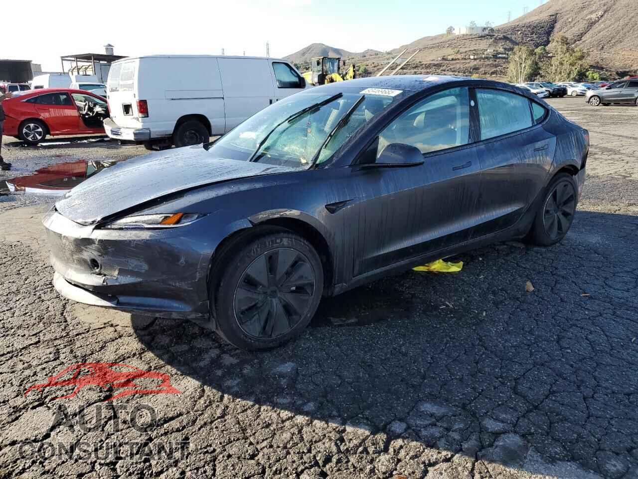 TESLA MODEL 3 2024 - 5YJ3E1EA5RF862392