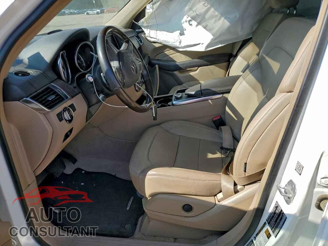 MERCEDES-BENZ M-CLASS 2015 - 4JGDA5JB5FA618196